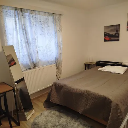 Appartamento Quiet Location Just A Stone's Throw From The Center Jihlava